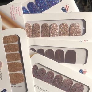 NEW Set of 5 Color Street Nails